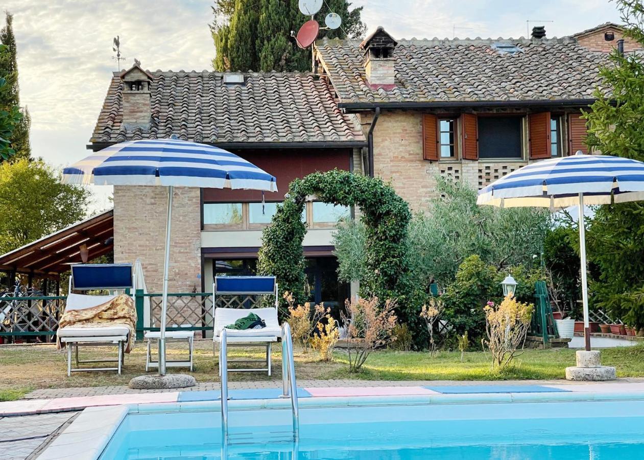 Appartamento Con Piscina E Giardino A Siena Exterior foto